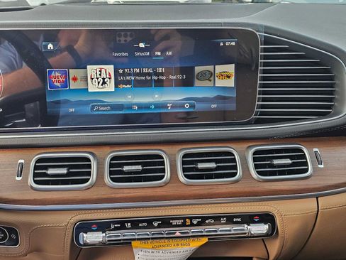 New 2026 Mercedes-Benz GLS 580 4MATIC image 27
