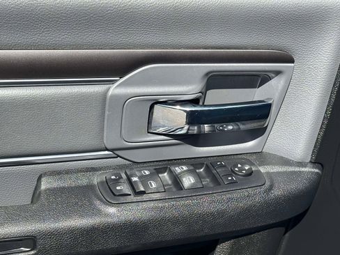 Used 2024 RAM 1500 Classic SLT AWD/4WD image 18