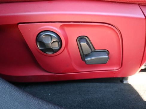 Used 2017 Maserati Levante image 66