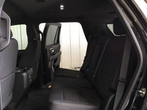 Used 2023 Chevrolet Tahoe LS AWD/4WD image 31