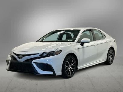 Used 2023 Toyota Camry SE