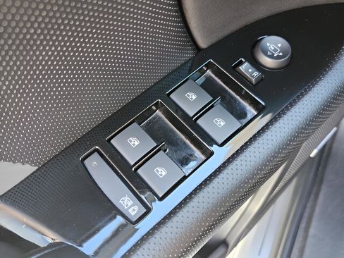 Used 2018 Cadillac XTS Luxury image 36