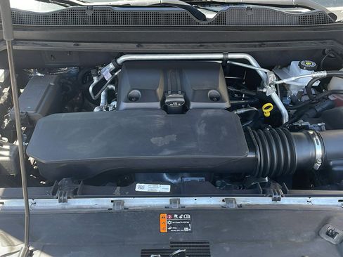 Used 2024 Chevrolet Colorado Trail Boss w/ Technology Package AWD/4WD image 22