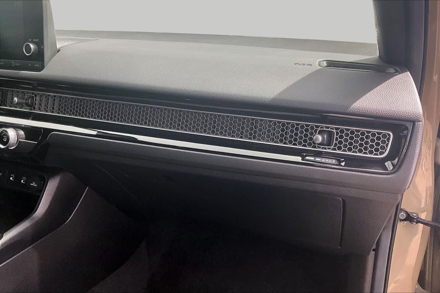 Used 2025 Honda Civic Sport image 19