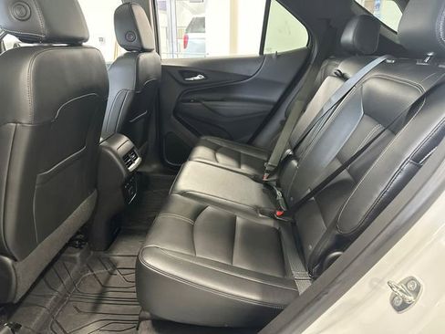 Used 2023 Chevrolet Equinox Premier image 35