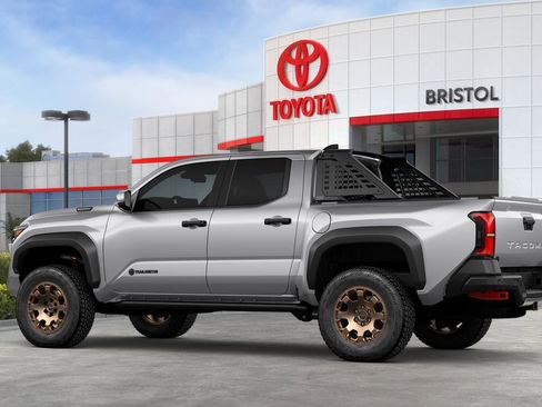 New 2025 Toyota Tacoma Trailhunter image 17
