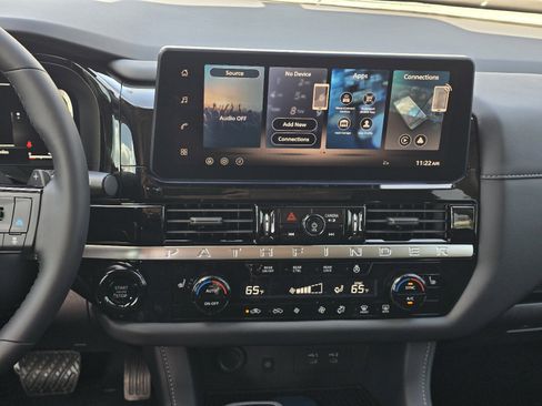 New 2026 Nissan Pathfinder SL AWD/4WD image 16