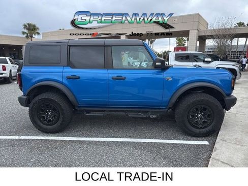 Used 2022 Ford Bronco Wildtrak image 5