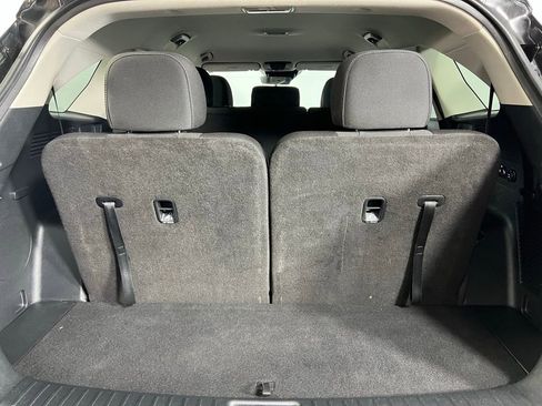 Used 2024 Kia Sorento LX image 27