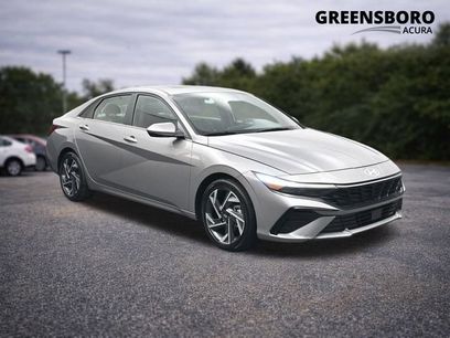 Used 2025 Hyundai Elantra SEL