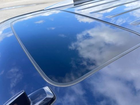 Used 2020 Cadillac Escalade Luxury image 21