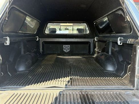 Used 2009 Dodge Ram 1500 Truck ST w/ ST Popular Equipment Group AWD/4WD image 10