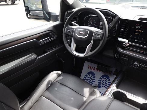 Used 2024 GMC Sierra 3500 SLT w/ SLT Premium Package AWD/4WD image 19