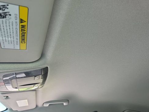 Certified 2023 Kia Niro EX FWD image 29
