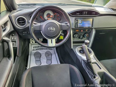 Used 2016 Scion FR-S RWD image 11