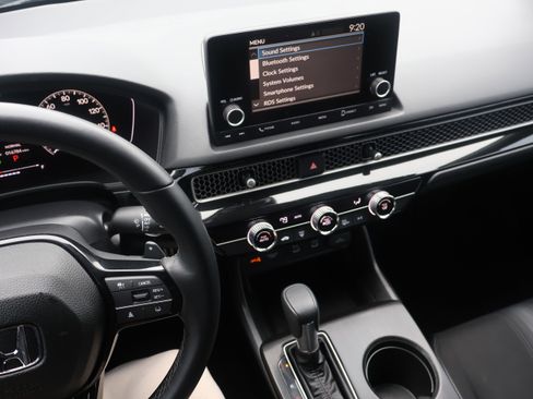 Used 2025 Honda Civic Sport image 19