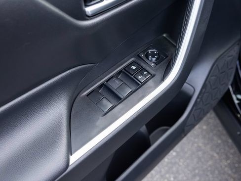 Certified 2021 Toyota RAV4 XLE FWD image 10