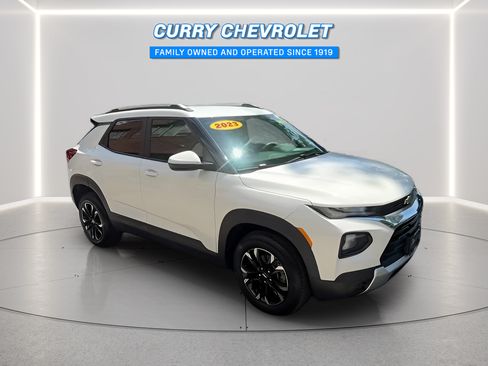 Used 2023 Chevrolet TrailBlazer LT AWD/4WD image 1