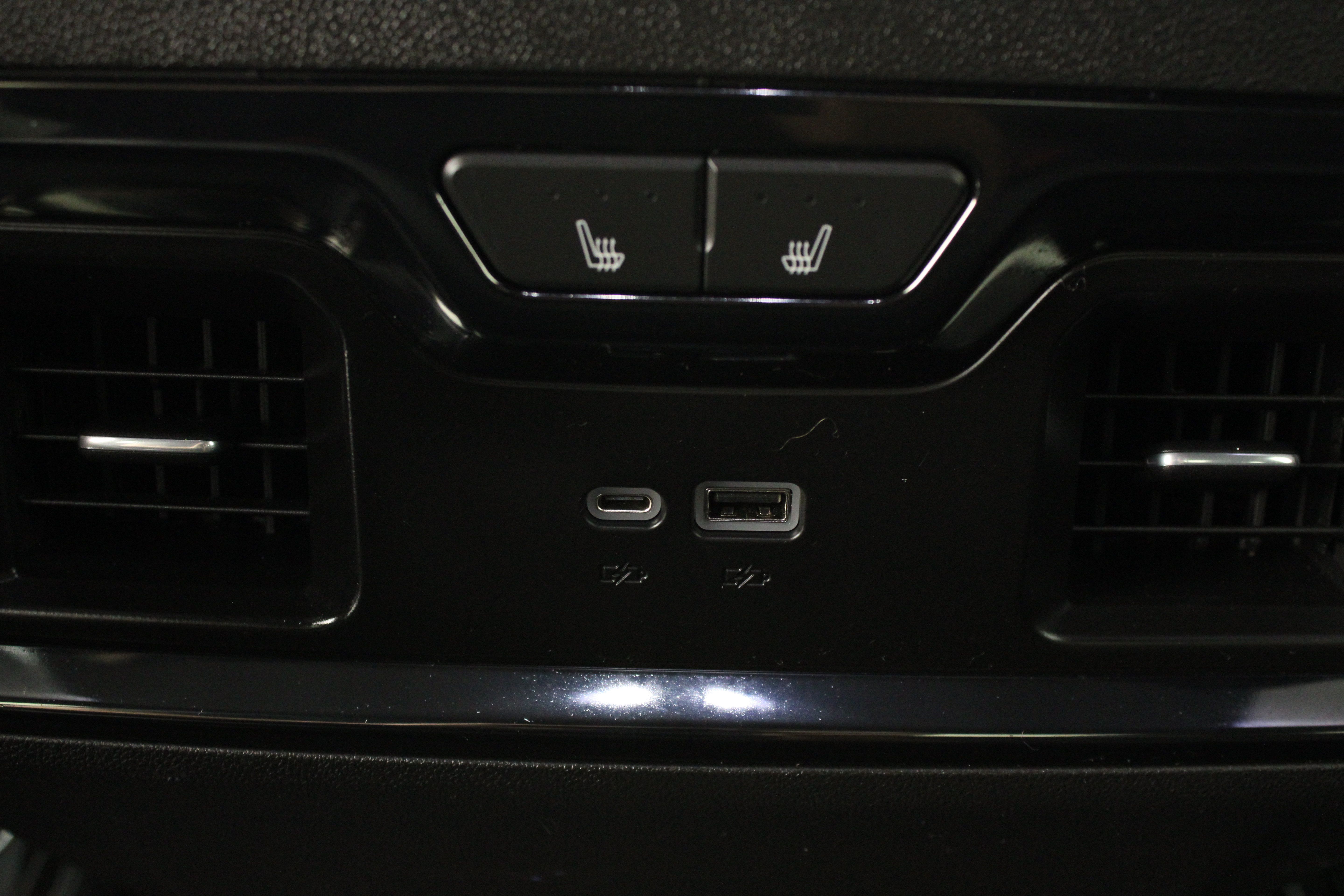 Used 2023 GMC Sierra 1500 AT4 w/ AT4 Preferred Package AWD/4WD image 35