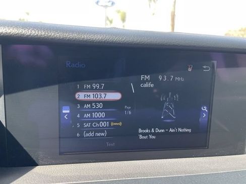 Used 2017 Lexus IS 200t RWD image 13
