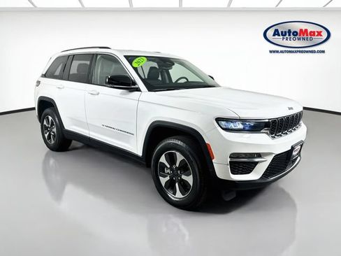 Used 2023 Jeep Grand Cherokee 4WD 4xe image 1