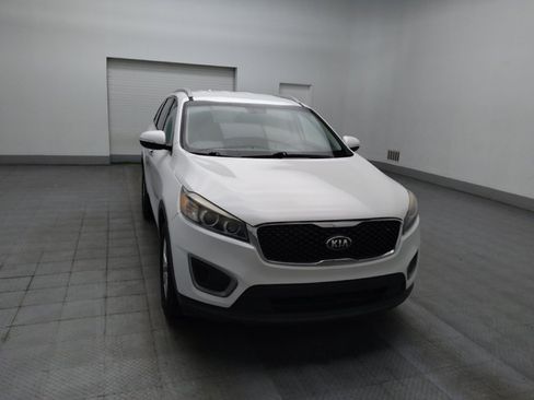Used 2016 Kia Sorento FWD image 14