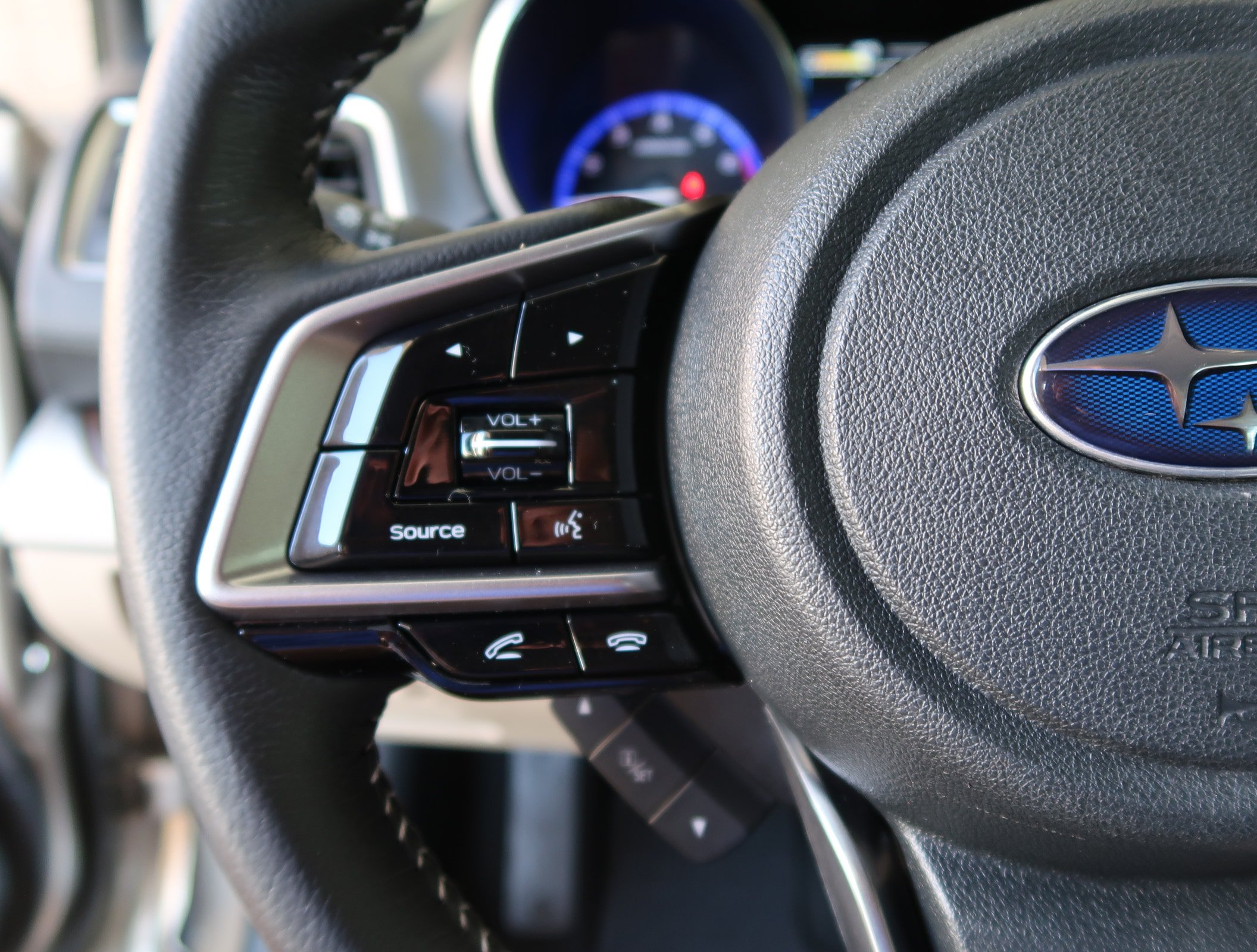 Used 2018 Subaru Outback 2.5i Limited AWD/4WD image 19