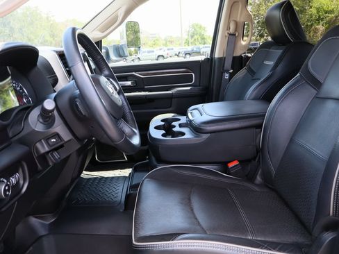 Used 2021 RAM 3500 Laramie AWD/4WD image 23