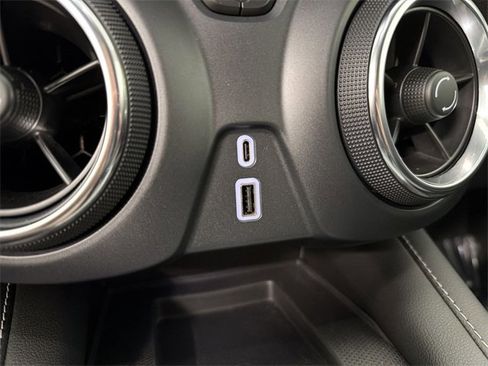 Certified 2024 Chevrolet Blazer LT w/ Convenience Package image 28