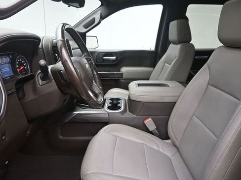 Used 2019 Chevrolet Silverado 1500 LTZ w/ LTZ Premium Package image 16