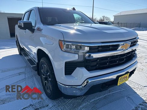 Used 2023 Chevrolet Silverado 1500 LT w/ All Star Edition Plus image 3