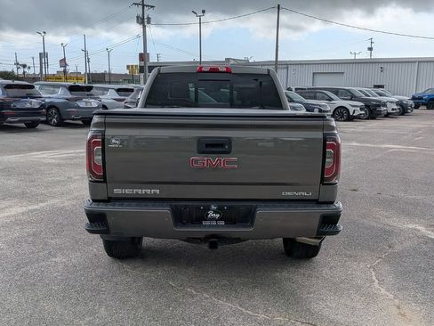 Used 2018 GMC Sierra 1500 Denali AWD/4WD image 7