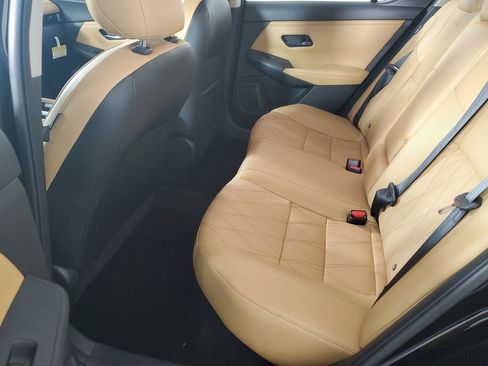 Used 2024 Nissan Sentra SV w/ SV Premium Package image 13