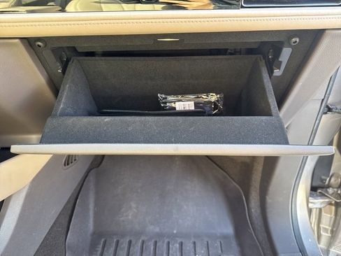 Used 2021 Lincoln Nautilus Reserve w/ Cargo Utility Package image 11