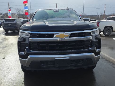 Used 2024 Chevrolet Silverado 1500 LT w/ Protection Package image 2