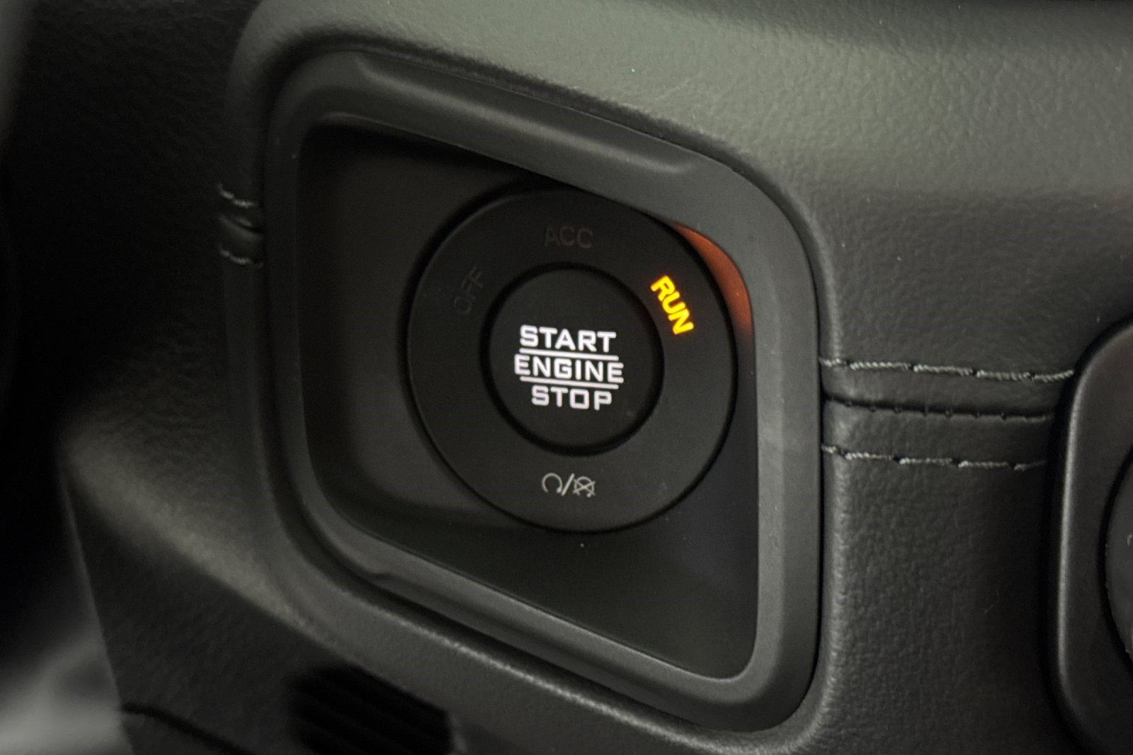 Used 2026 Jeep Wrangler Rubicon AWD/4WD image 16