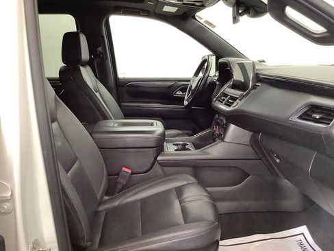 Used 2023 Chevrolet Suburban RST w/ Luxury Package AWD/4WD image 34