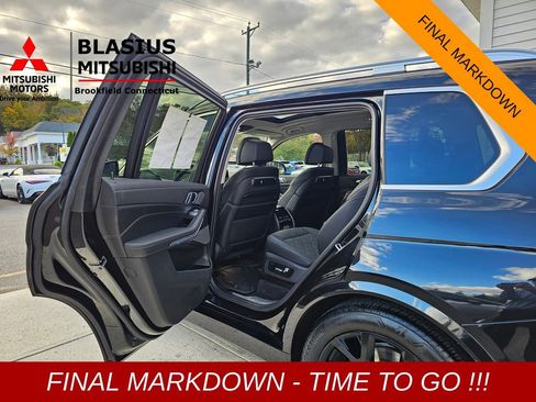 Used 2023 BMW X7 xDrive40i w/ Premium Package image 16