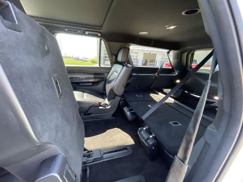 Used 2021 Ford Expedition Max Limited AWD/4WD image 16