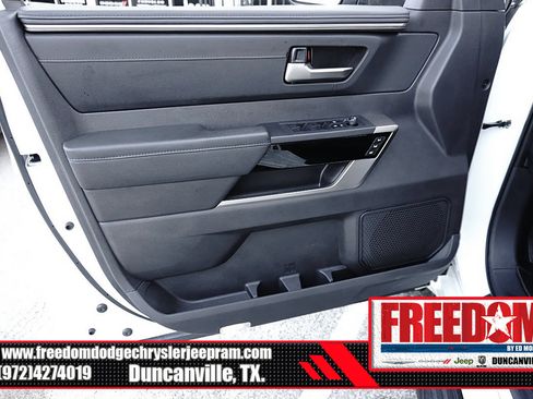 Used 2024 Toyota Tundra Limited w/ Power Package AWD/4WD image 36