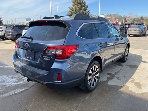 Used 2017 Subaru Outback 2.5i Limited image 6