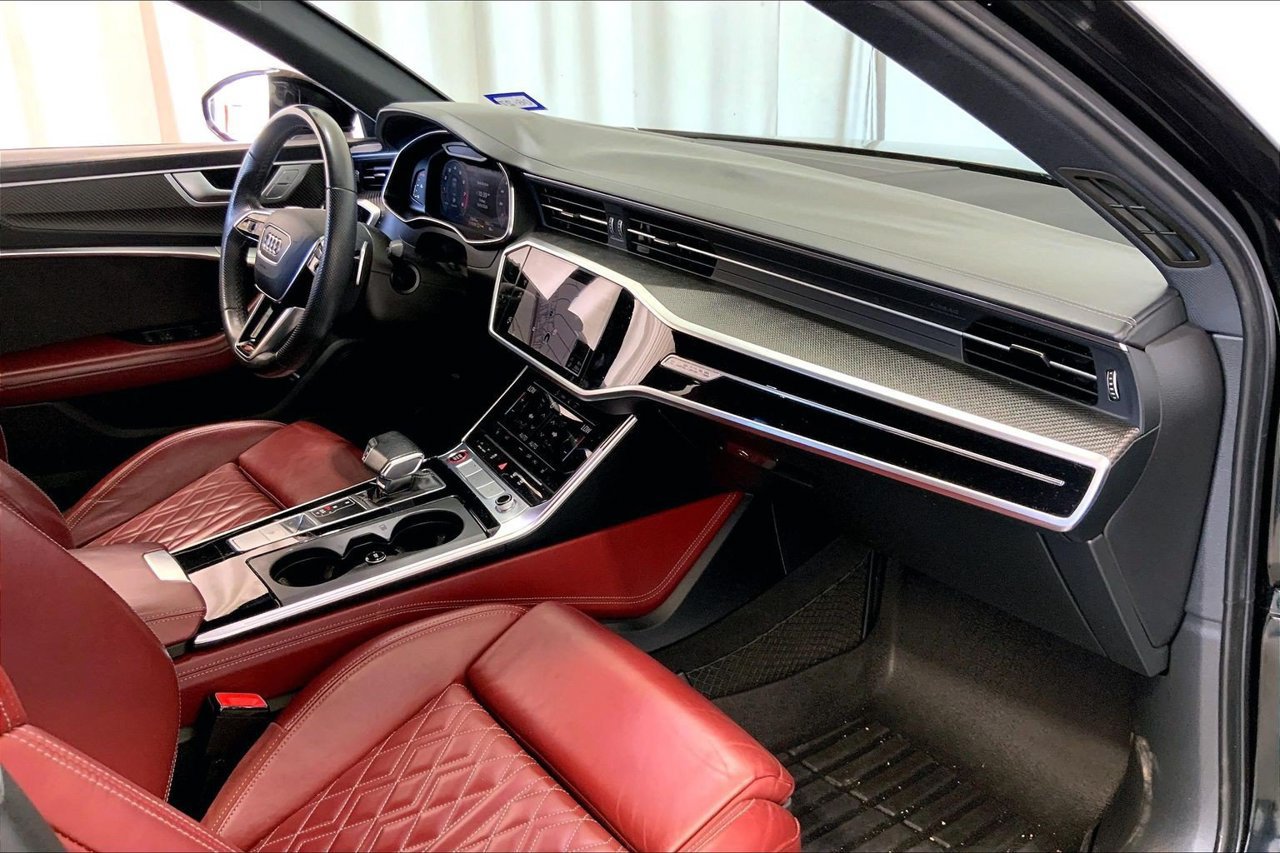 Used 2022 Audi S6 Premium Plus w/ S Sport Package AWD/4WD image 27