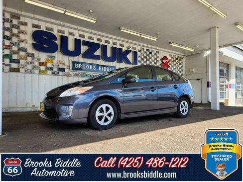 Used 2012 Toyota Prius Three FWD image 1