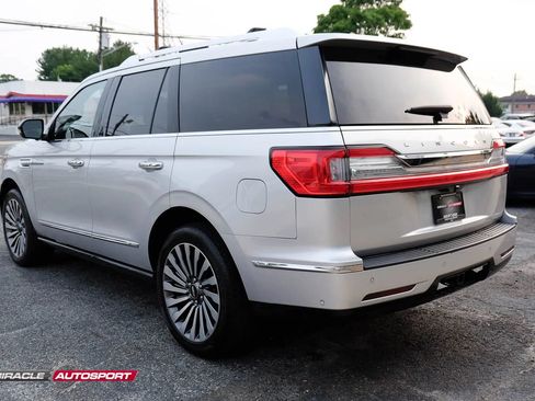Used 2018 Lincoln Navigator Reserve w/ Technology Package AWD/4WD image 5