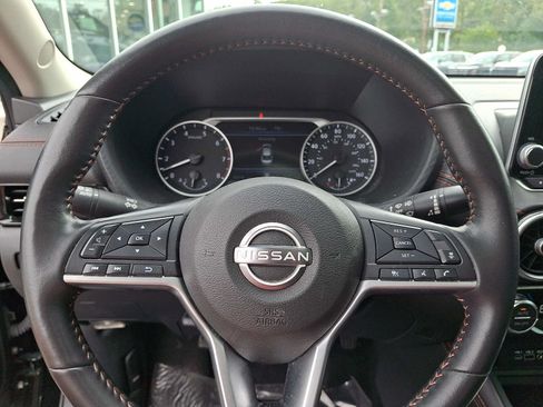 Used 2024 Nissan Sentra SR w/ SR Premium Package FWD image 16
