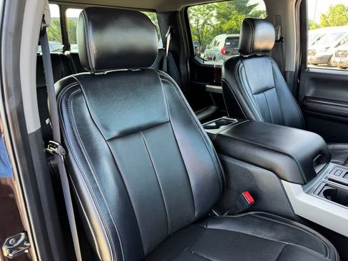 Used 2020 Ford F150 Lariat w/ Equipment Group 502A Luxury AWD/4WD image 19