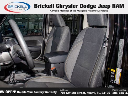 Used 2024 Jeep Gladiator Sport AWD/4WD image 16