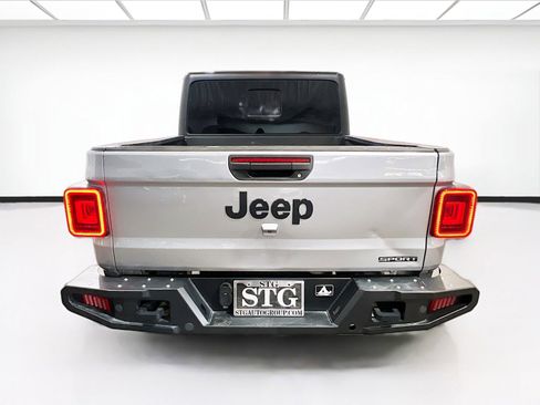 Used 2020 Jeep Gladiator Sport w/ Quick Order Package 24S AWD/4WD image 5