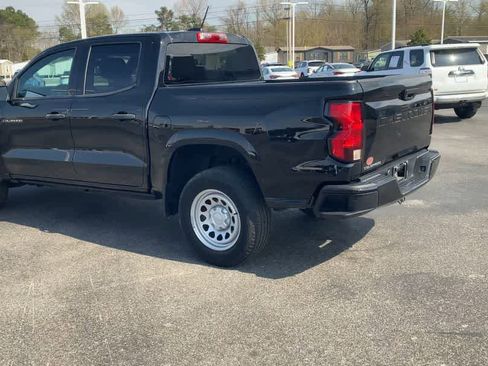 Used 2024 Chevrolet Colorado W/T image 6