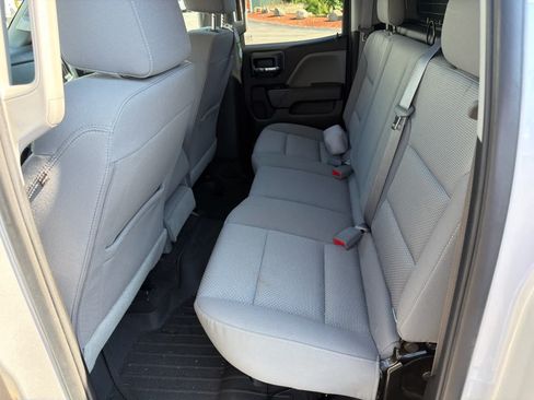 Used 2016 Chevrolet Silverado 1500 Custom w/ Custom Convenience Package AWD/4WD image 4